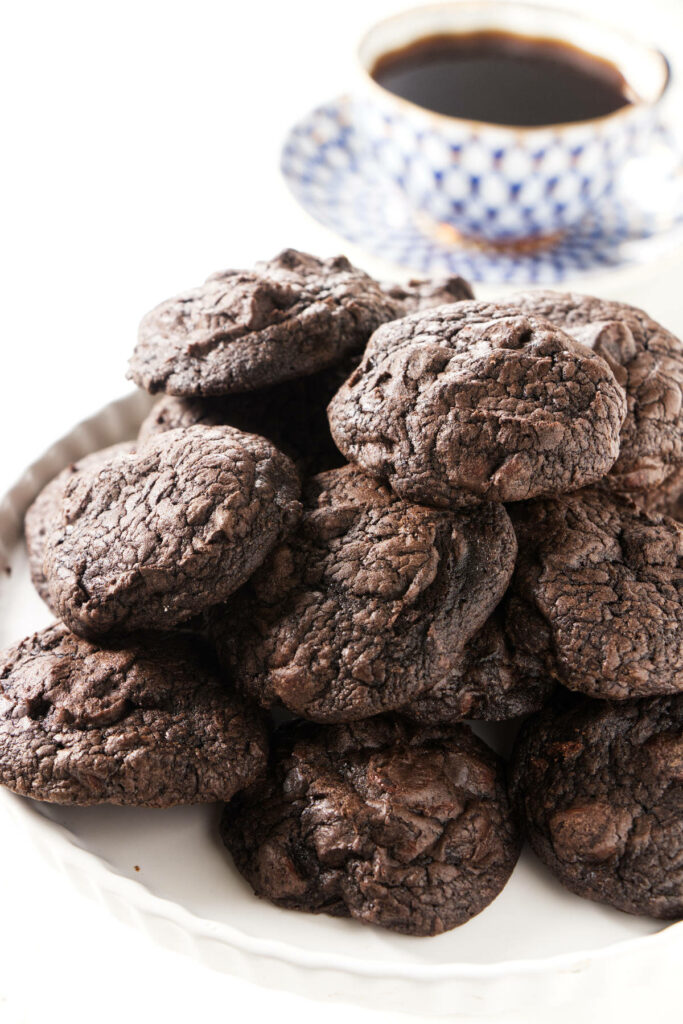 A plate of black cocoa cookies.