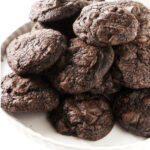 A plate filled with cookies.