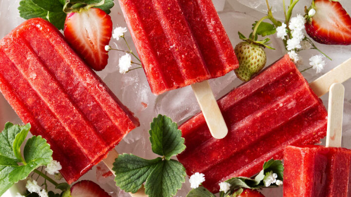 Strawberry Popsicles - Homemade Hooplah