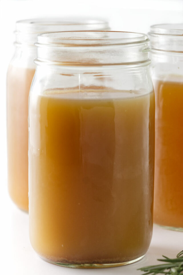 Slow Cooker Chicken Bone Broth (Homemade Chicken Broth) Savor the Best