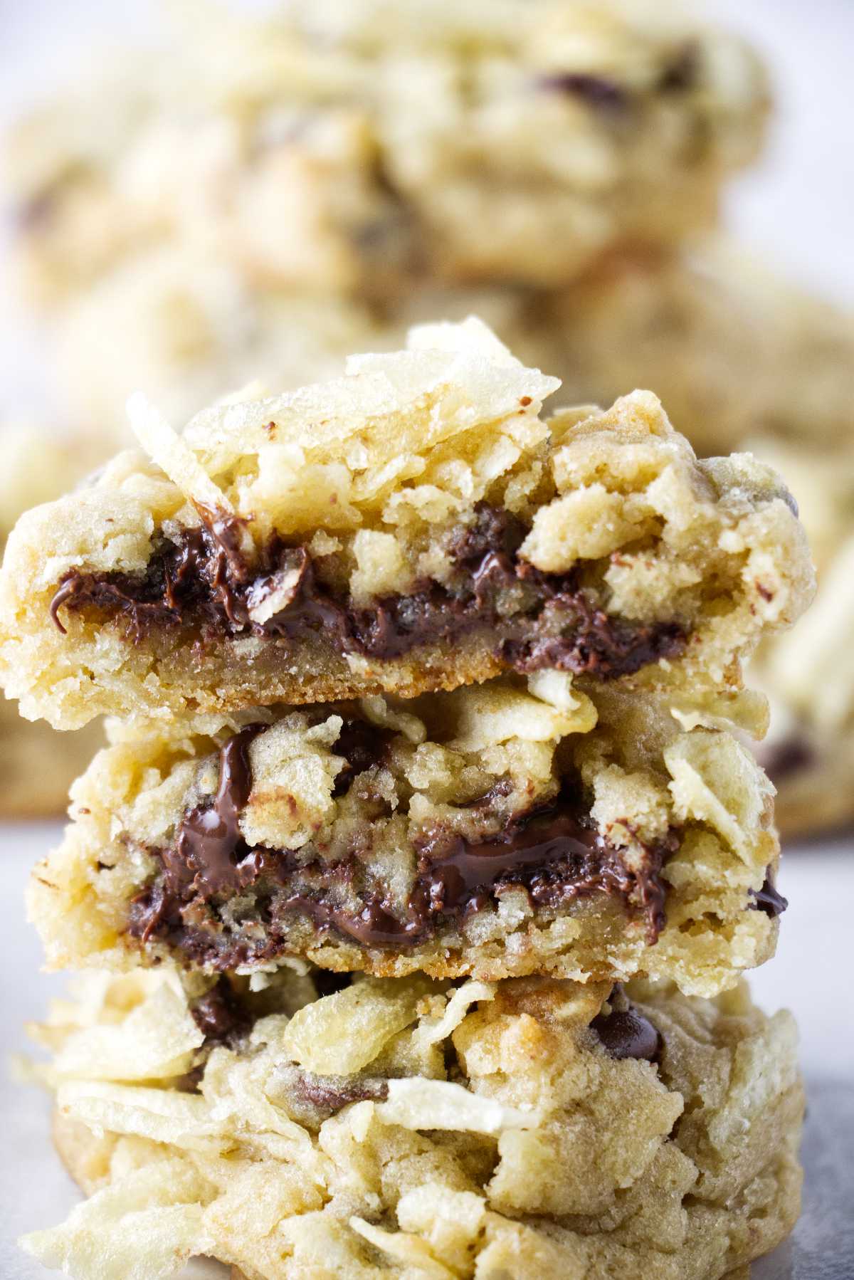 Potato Chip Cookies with Chocolate Chips, image size:1200x1798