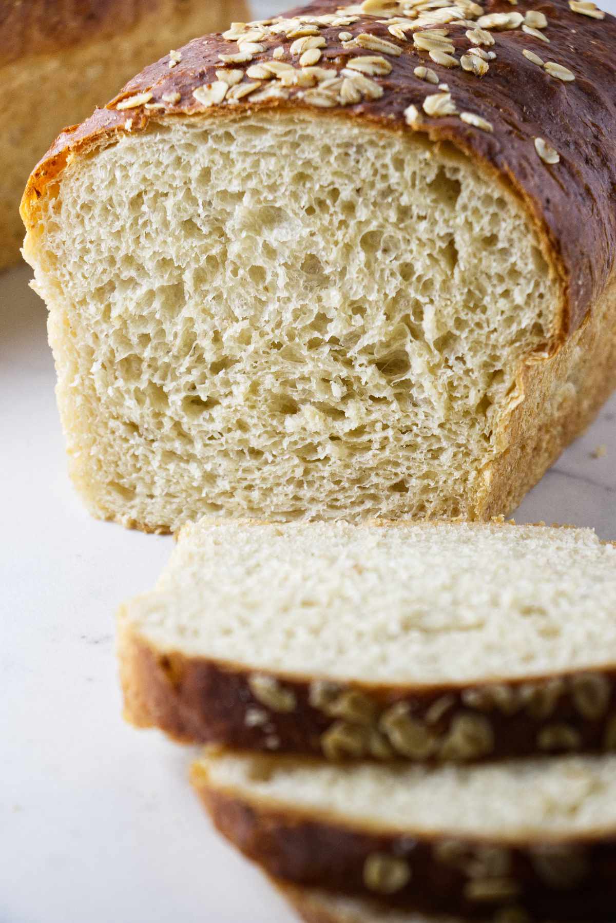 My first loaf ever.. and it's amazing! (Oatmeal bread) : r/BreadMachines