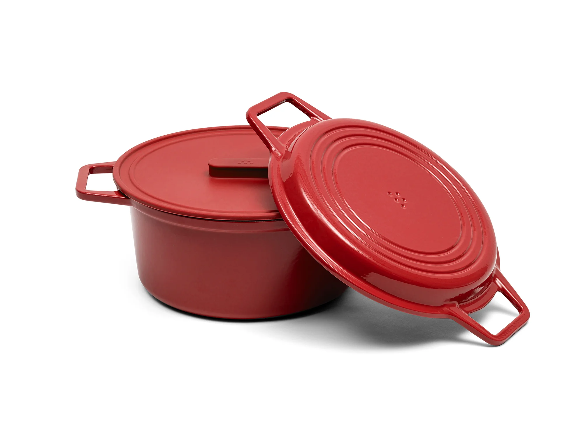 Misen red dutch oven with grill lid (7 quart).