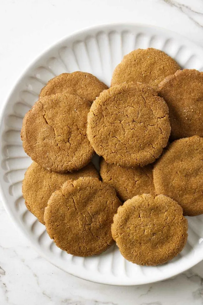 Gingersnap cookies on a plate.