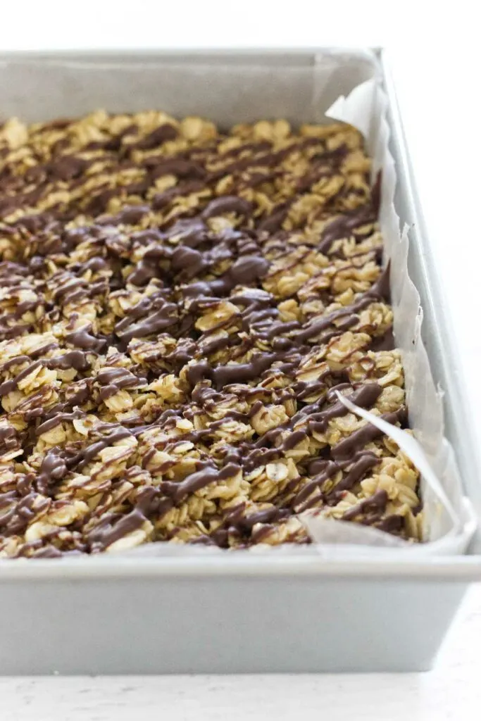 A pan with a no bake nutella bar ready to slice.