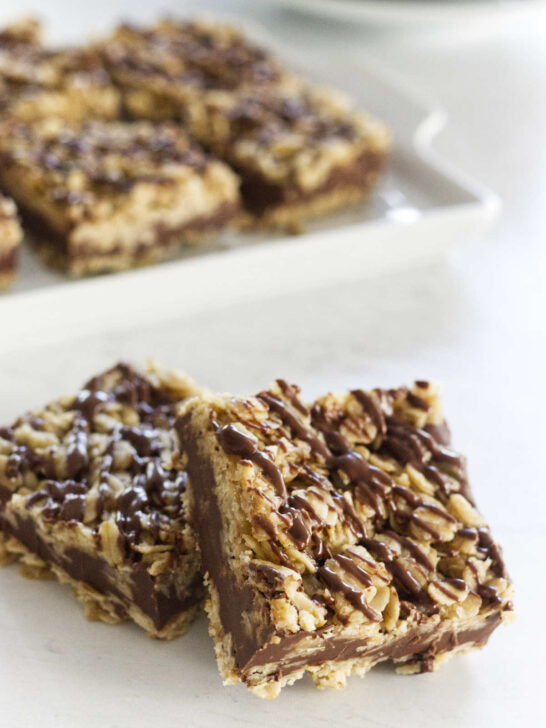 Several oatmeal nutella bars on a serving tray.