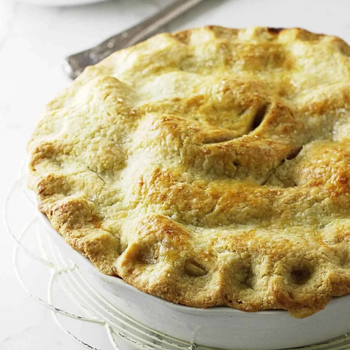 Einkorn pie crust on a freshly baked pie.