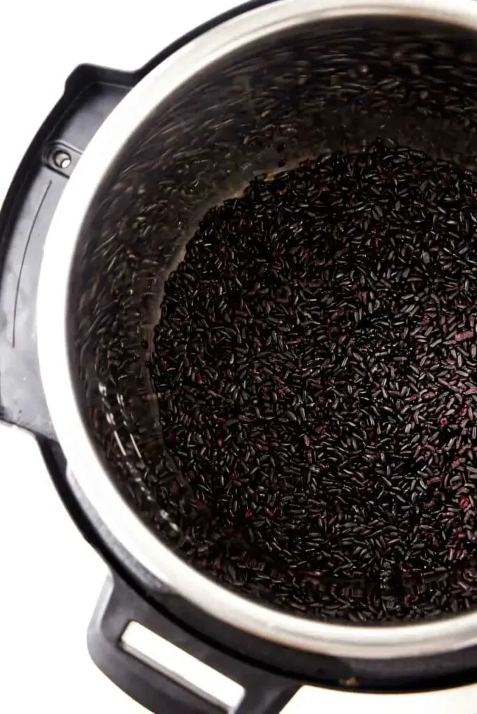 Black rice in an instant pot.