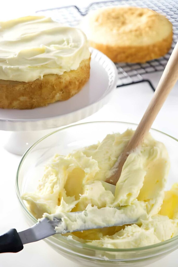 Creamy cake filling recipe in a bowl.
