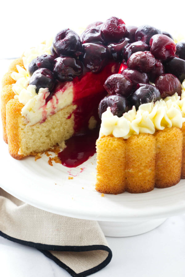 A sponge cake with mousseline cream and cherry compote.